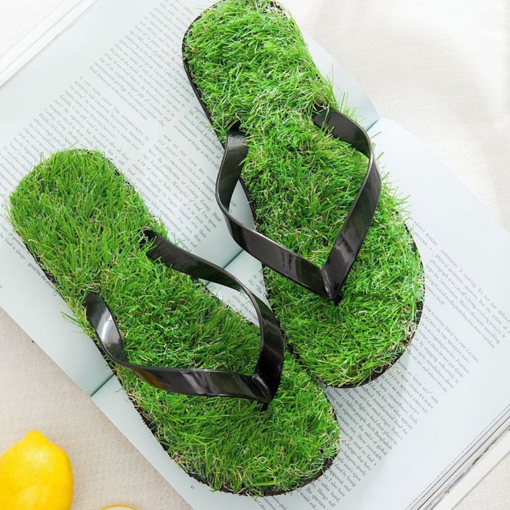 Faux Grass Flip Flop Sandals (Men Size)